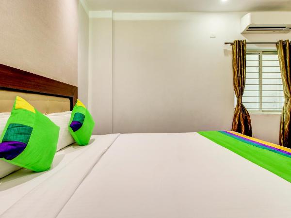 Treebo The Sai Leela Suites R T Nagar : photo 4 de la chambre chambre double standard
