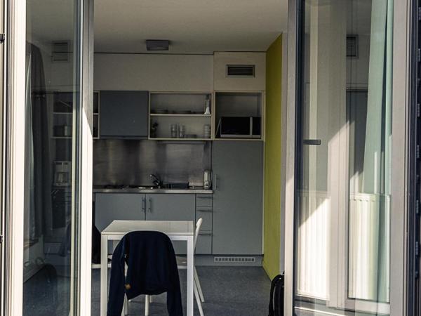 Hostel Van Gogh : photo 2 de la chambre lit simple dans dortoir pour femmes