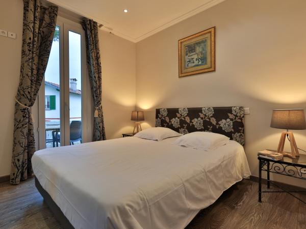 Emeraude Résidence Hotelière : photo 2 de la chambre chambre avec balcon beaulieu-sur-mer