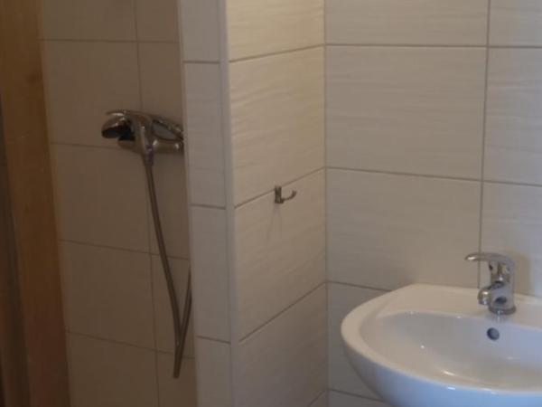 U KOMINKA : photo 8 de la chambre chambre triple avec salle de bains privative