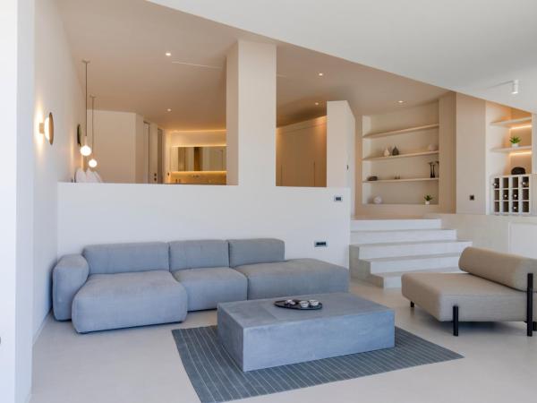 Santopaz Suites : photo 6 de la chambre lava suite with plunge pool and partial sea view