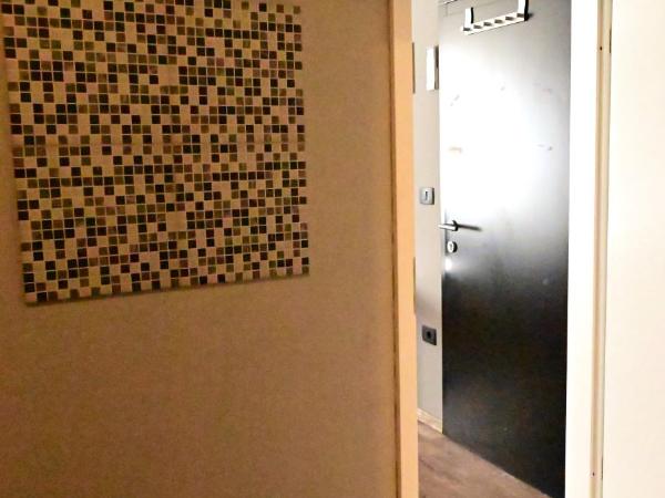 Rock Rooms Pula : photo 8 de la chambre chambre triple avec salle de bains