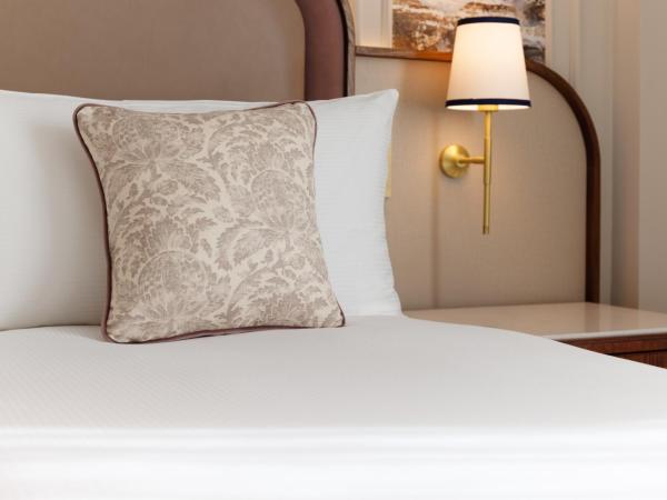 The Caledonian Edinburgh, Curio Collection by Hilton : photo 2 de la chambre chambre lit king-size supérieure