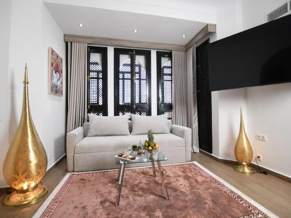 555 Hotel Clubbing Adults Only : photo 8 de la chambre suite exécutive