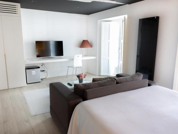 Hotel Montes : photo 3 de la chambre suite junior - vue sur jardin