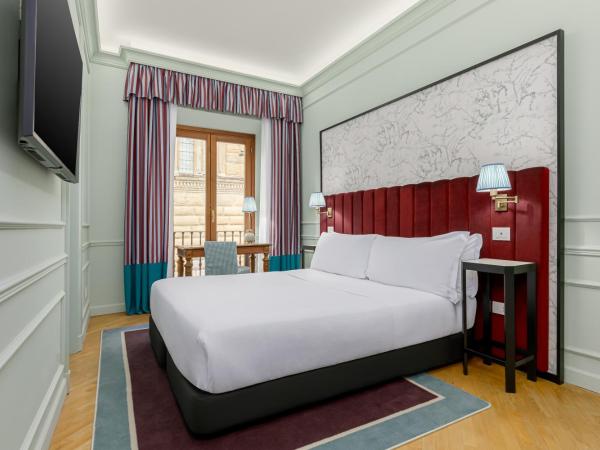 Room Mate Isabella : photo 5 de la chambre chambre double ou lits jumeaux standard