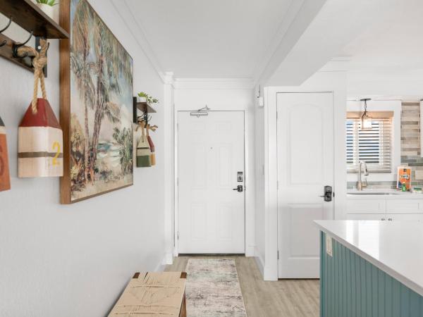 Yelleville PCB : photo 8 de la chambre apartment with view and balcony