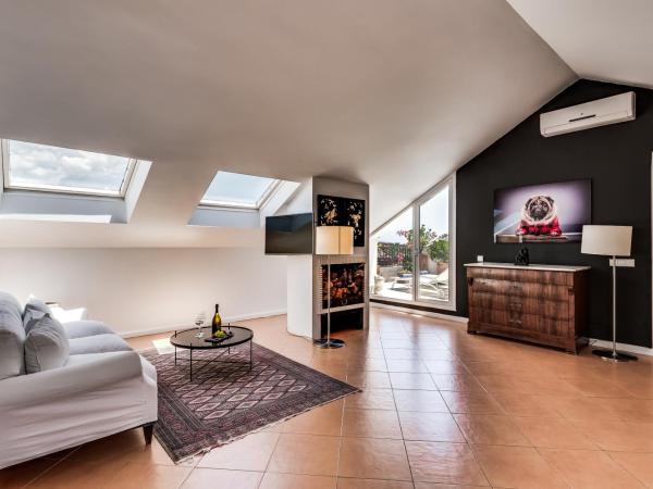 Molo Luxury Suites Puerto Banus : photo 2 de la chambre suite penthouse