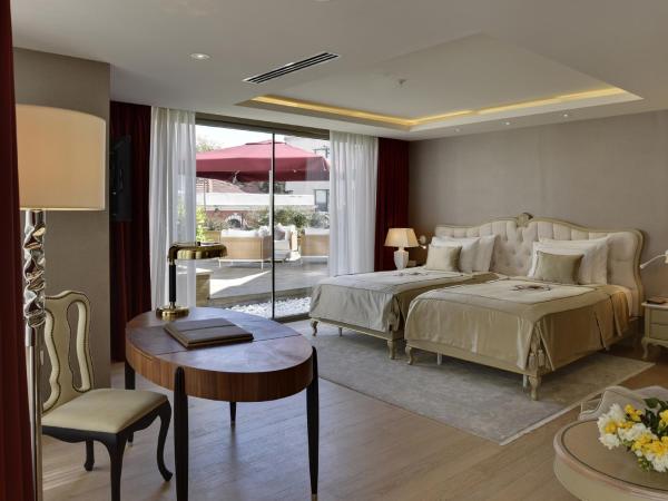 CVK Park Bosphorus Hotel Istanbul : photo 2 de la chambre suite park prestige suites lit king-size