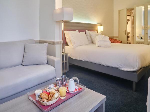 Hôtel Poussin : photo 1 de la chambre chambre supérieure