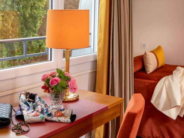 Hotel De Suede Saint Germain : photo 2 de la chambre chambre quadruple