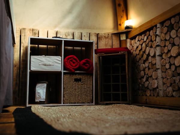 Eco Bivouac village igloos Annecy - LE SEMNOZ - à 20 minutes d'Annecy : photo 1 de la chambre tente