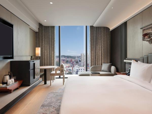 Hilton Kathmandu : photo 8 de la chambre chambre lit king-size exécutive