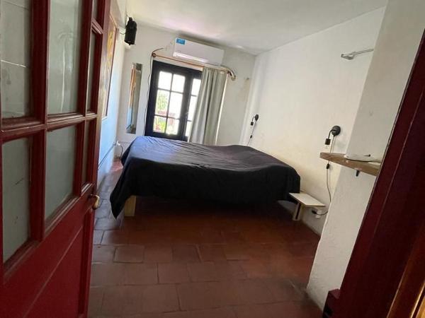 High Hostel Rosario : photo 3 de la chambre chambre double standard avec salle de bains commune