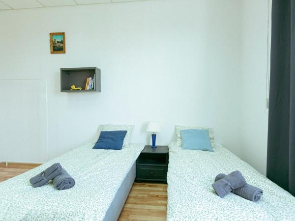 Hostel Metro Kabaty : photo 2 de la chambre chambre double