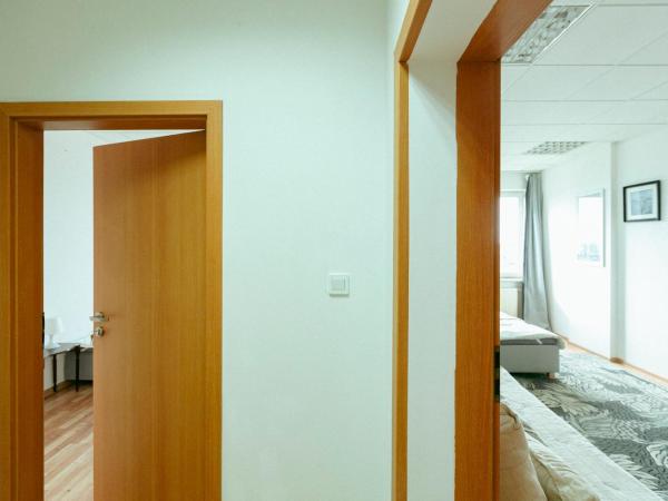 Hostel Metro Kabaty : photo 9 de la chambre appartement familial 2 chambres avec vue