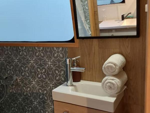 Péniche cocoun : photo 5 de la chambre mobile home