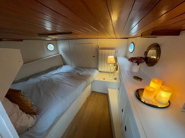 Péniche cocoun : photo 7 de la chambre mobile home