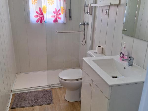 Villa Margarida : photo 4 de la chambre lit simple dans dortoir pour femmes