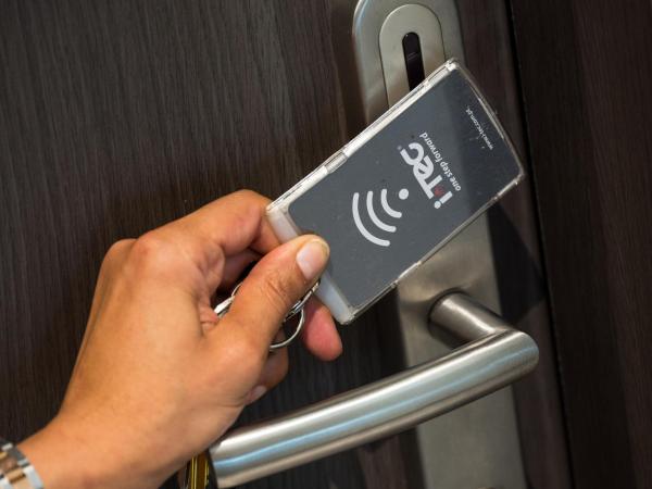 Doma Zagreb Aparthotel : photo 9 de la chambre appartement