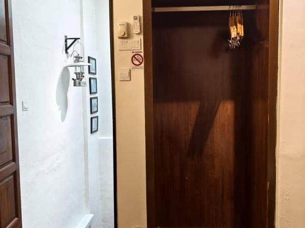 Red Inn Court : photo 4 de la chambre chambre double supérieure avec salle de bains privative