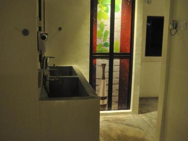 Red Inn Court : photo 1 de la chambre dortoir mixte 6 lits