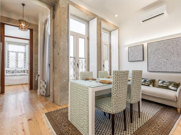 Beco do Paço by Porto Dream Stays : photo 1 de la chambre appartement supérieur avec balcon