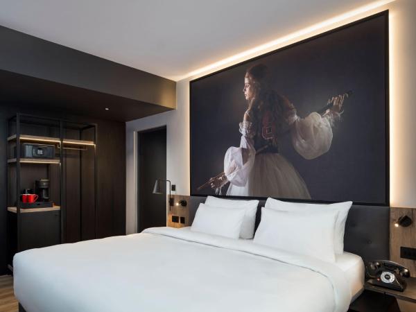 Radisson RED Galway : photo 7 de la chambre chambre standard