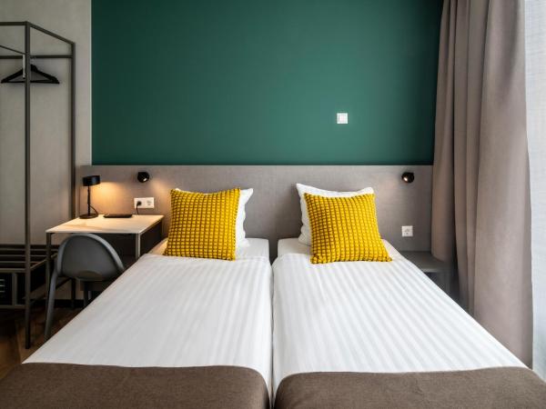 Hotel Fogo Amsterdam : photo 2 de la chambre chambre lits jumeaux spacieuse