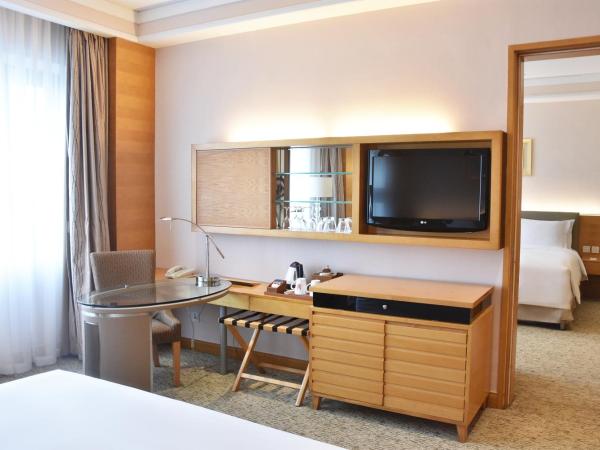 Millennium Hotel Chengdu : photo 4 de la chambre chambre familiale