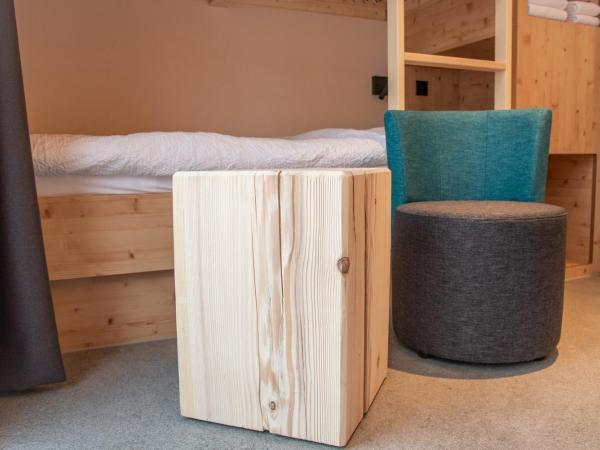 Eiger Lodge Chic : photo 2 de la chambre chambre familiale avec balcon