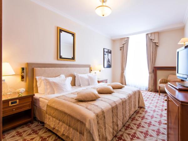 Grand Hotel des Bains Kempinski : photo 8 de la chambre suite 1 chambre de luxe