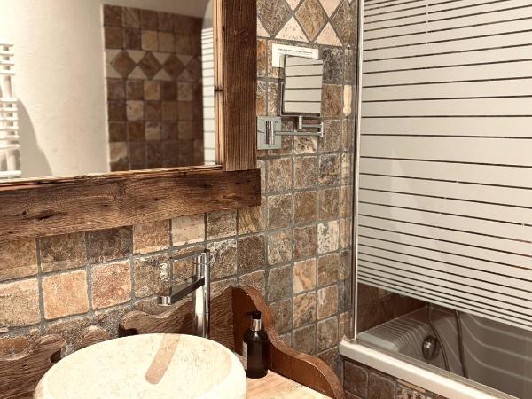 Les Loft's de Mika : photo 4 de la chambre studio avec balcon