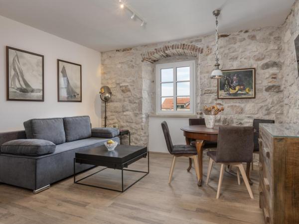 NEW - Casa Columba - 4 Star Luxury Rooms with Outdoor Pool & Private Garden : photo 1 de la chambre appartement 1 chambre de luxe - vue sur jardin