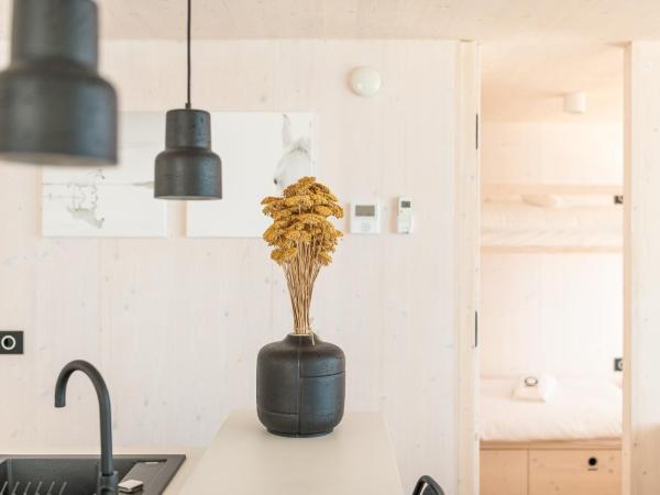 OI Concept Village Pag 4* : photo 9 de la chambre comfort family holiday home