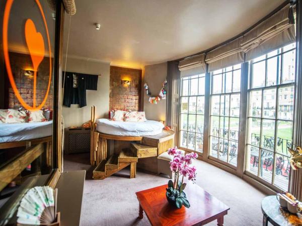 Hotel Pelirocco : photo 1 de la chambre chambre double supérieure - koibito love