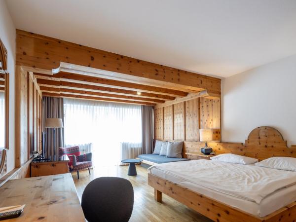 Q! Hotel Maria Theresia : photo 4 de la chambre chambre double avec balcon - hahnenkamm
