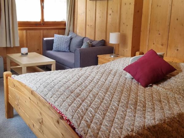 Pension Hof zur Stilli : photo 1 de la chambre chambre double deluxe (2 adultes + 1 enfant)