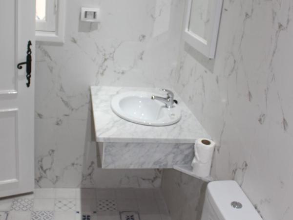 Hôtel Medina : photo 4 de la chambre chambre supérieure lit queen-size