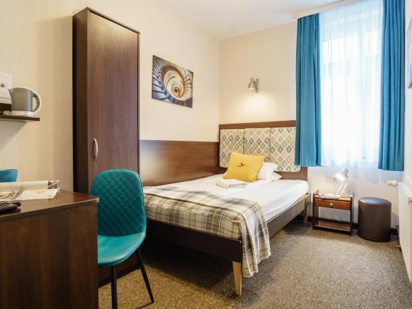 Noclegi Orla 6 : photo 1 de la chambre chambre simple avec salle de bains privative