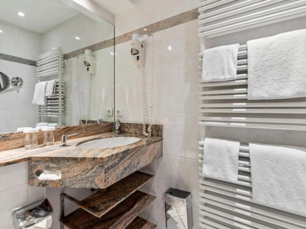 KING's Hotel First : photo 9 de la chambre suite