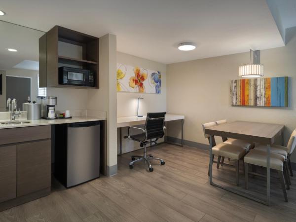 Holiday Inn Resort Orlando Suites - Waterpark, an IHG Hotel : photo 3 de la chambre chambre standard