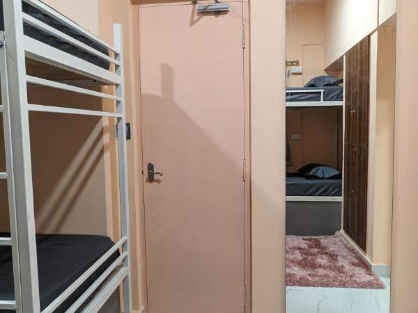 Cayzen : photo 2 de la chambre lit dans dortoir mixte de 6 lits