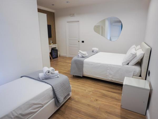 Luxury room : photo 3 de la chambre chambre triple avec balcon