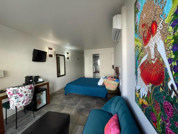 Hôtel Eve Cap d'agde Village Naturiste : photo 8 de la chambre suite junior avec terrasse