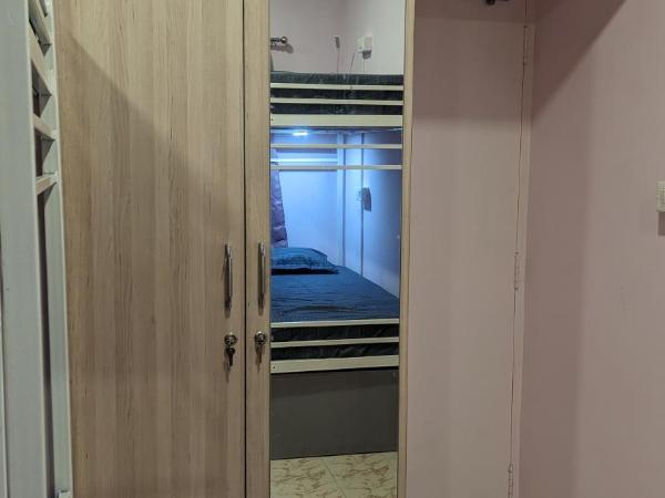 Cayzen : photo 1 de la chambre lit dans dortoir mixte de 8 lits