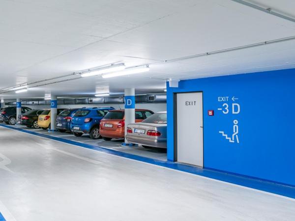 Poet's Theme Room, Free Parking : photo 1 de la chambre appartement 1 chambre