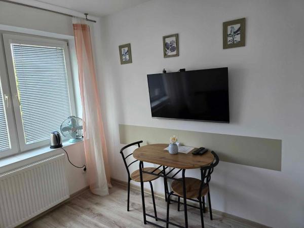 Szafirowy Zakątek : photo 2 de la chambre chambre double avec salle de bains privative