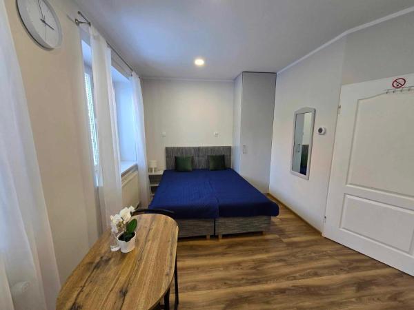 Szafirowy Zakątek : photo 10 de la chambre chambre double avec salle de bains privative