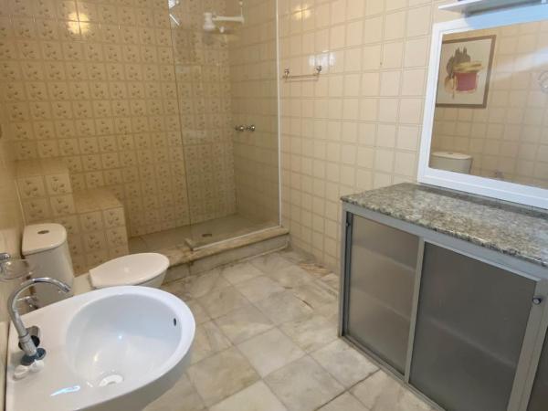 Quarto em Casa Ampla : photo 3 de la chambre grande chambre double